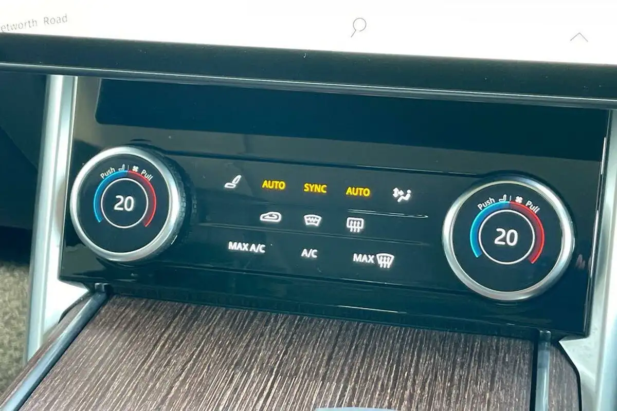 2022-land-rover-range-rover-44-p530-autobiography-lwb-big-59
