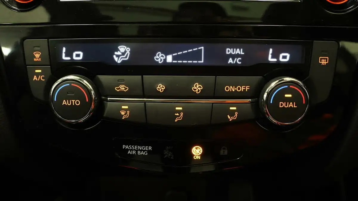 2019-nissan-qashqai-13-dig-t-n-connecta-160ps-propilotheat-pack-dct-big-11