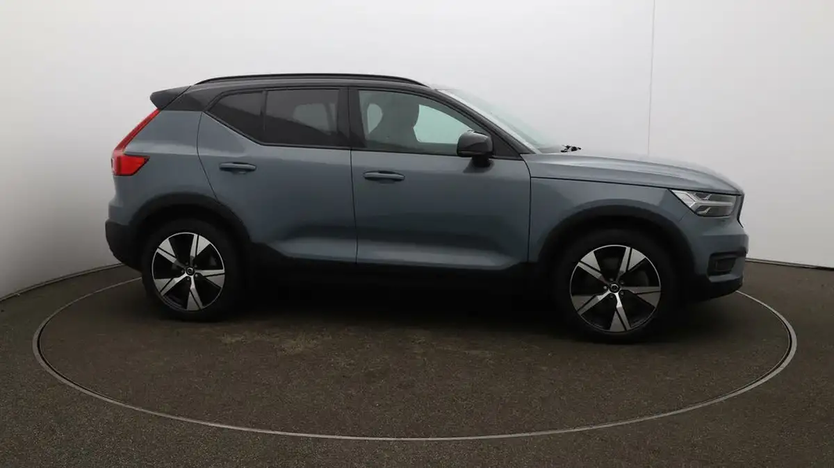 2021-volvo-xc40-e-twin-recharge-plus-big-40