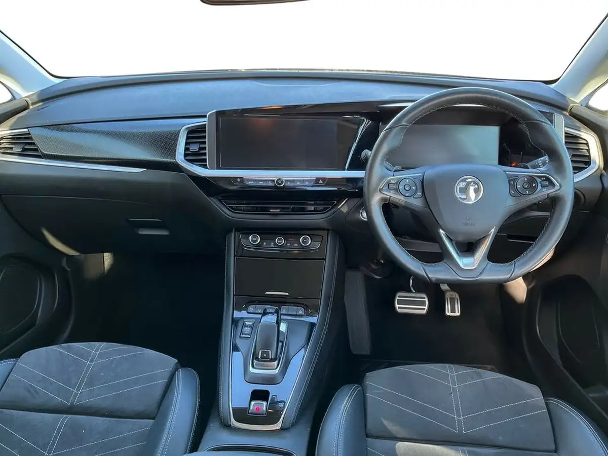 2023-vauxhall-grandland-12-ultimate-130ps-auto-big-5