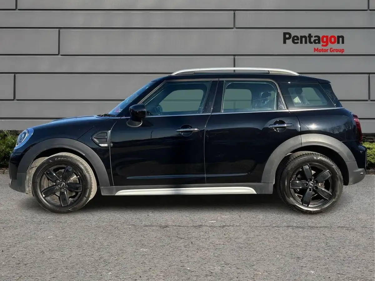 2021-mini-countryman-15-cooper-classic-big-11