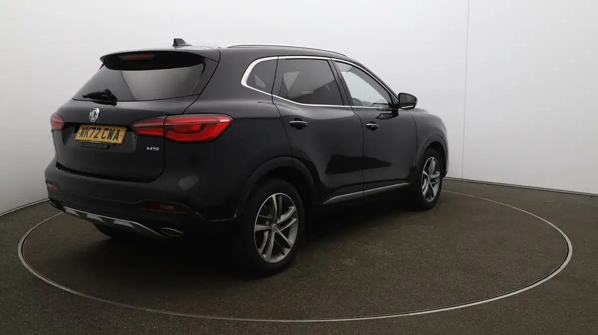 2022-mg-hs-15t-gdi-exclusive-162ps-big-7