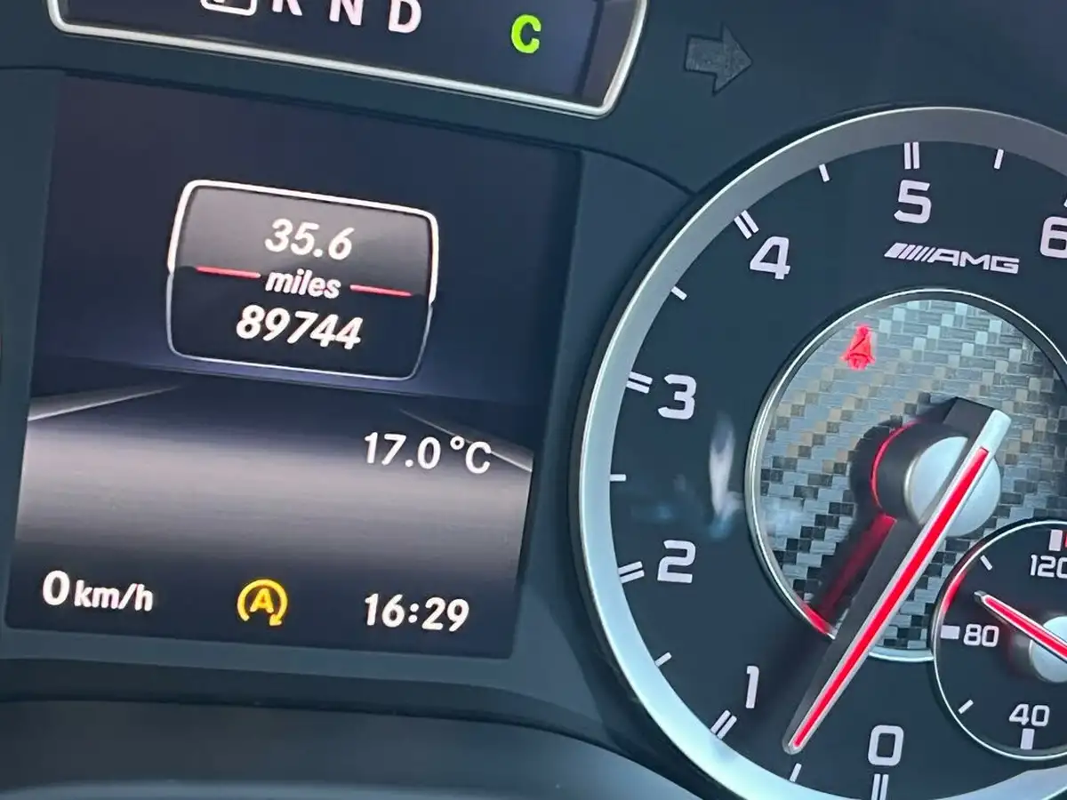 2020-tesla-model-3-e-performance-big-57
