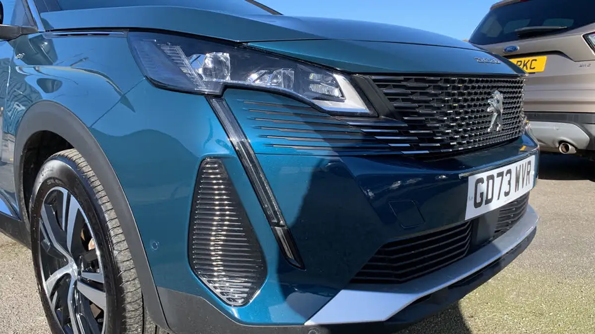 2024-peugeot-3008-suv-12-puretech-gt-136ps-hybrid-e-dsc6-big-48