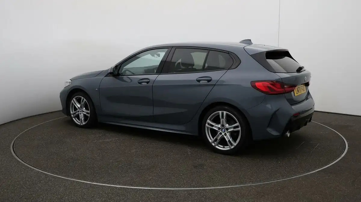 2021-bmw-1-series-15-118i-m-sport-lcp-dct-big-29