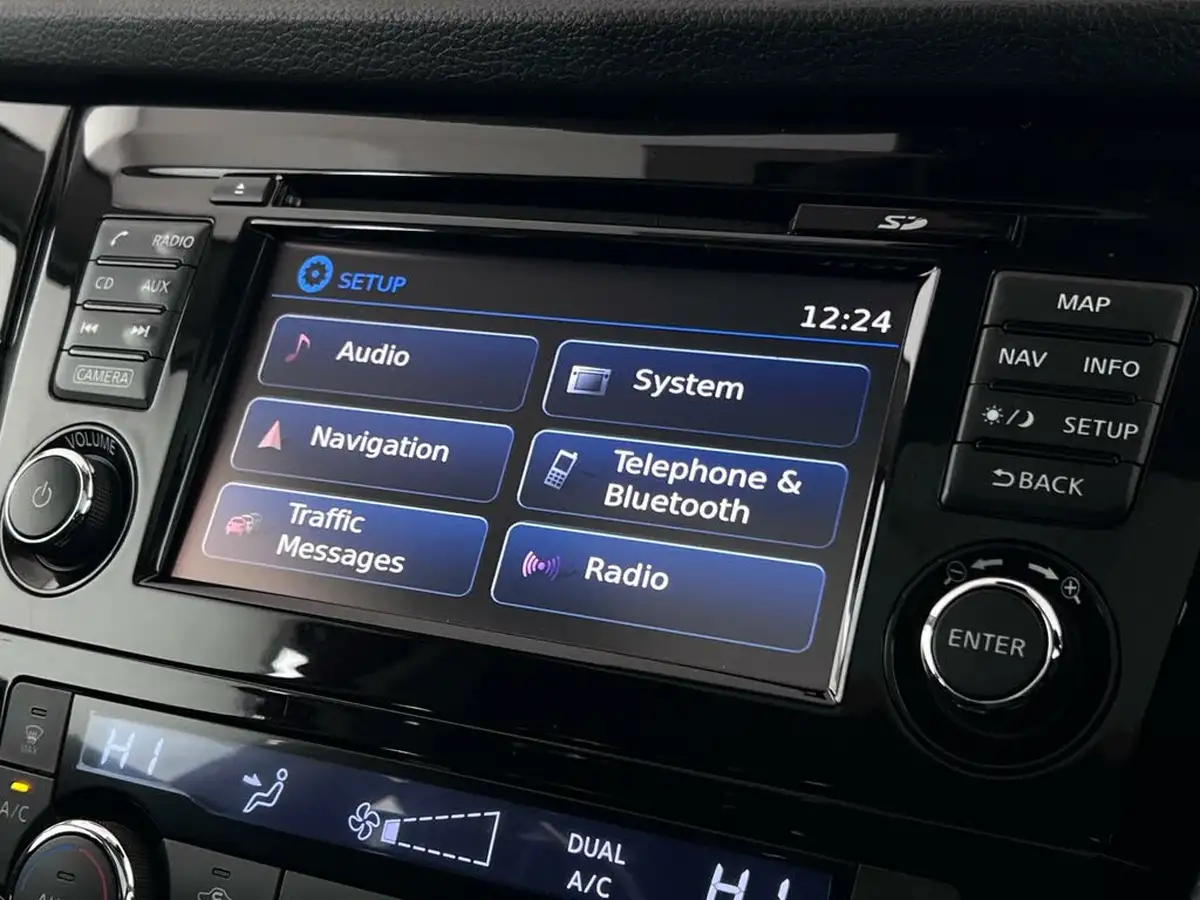 2016-nissan-qashqai-12-dig-t-n-connecta-xtronic-cvt-big-20