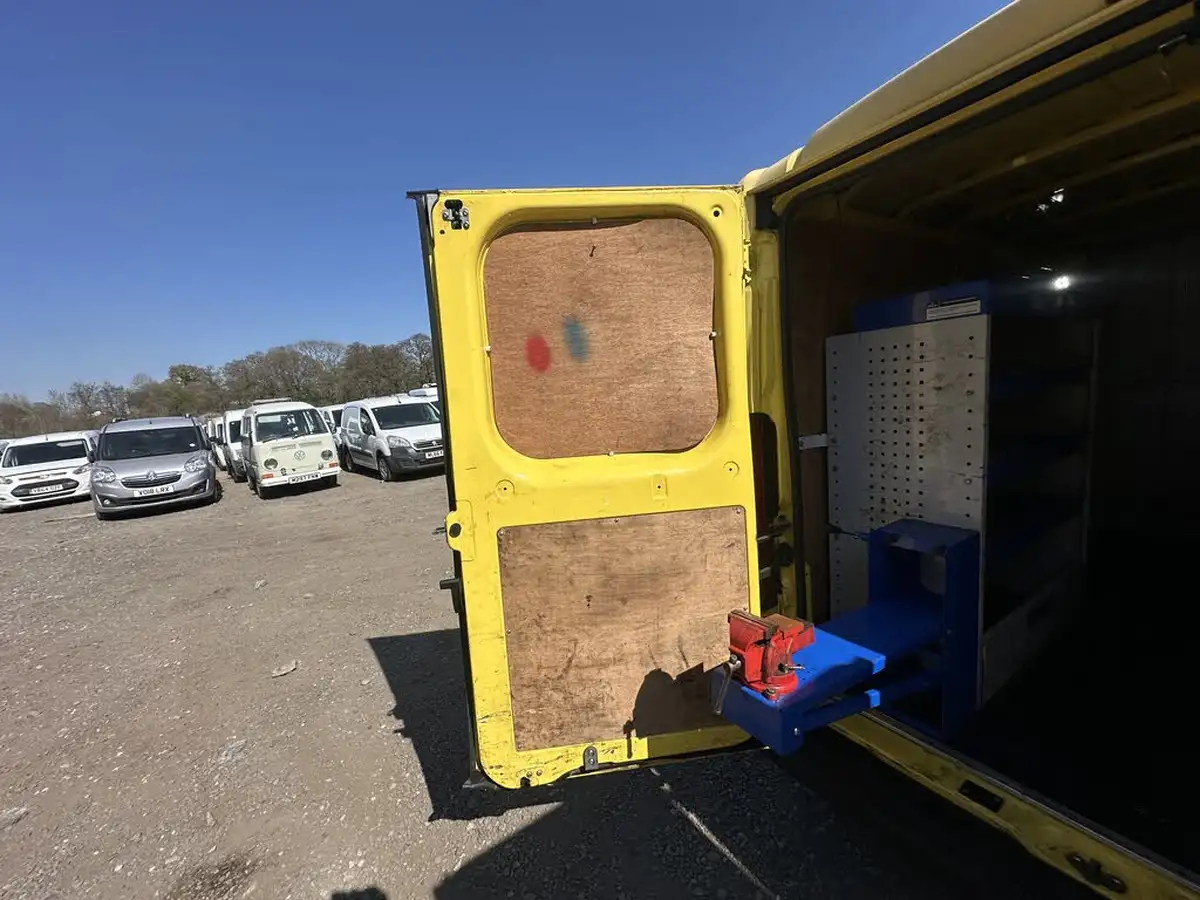 2019-citroen-relay-20bluehdi-33-l1h1-enterprise-130eu6-big-2