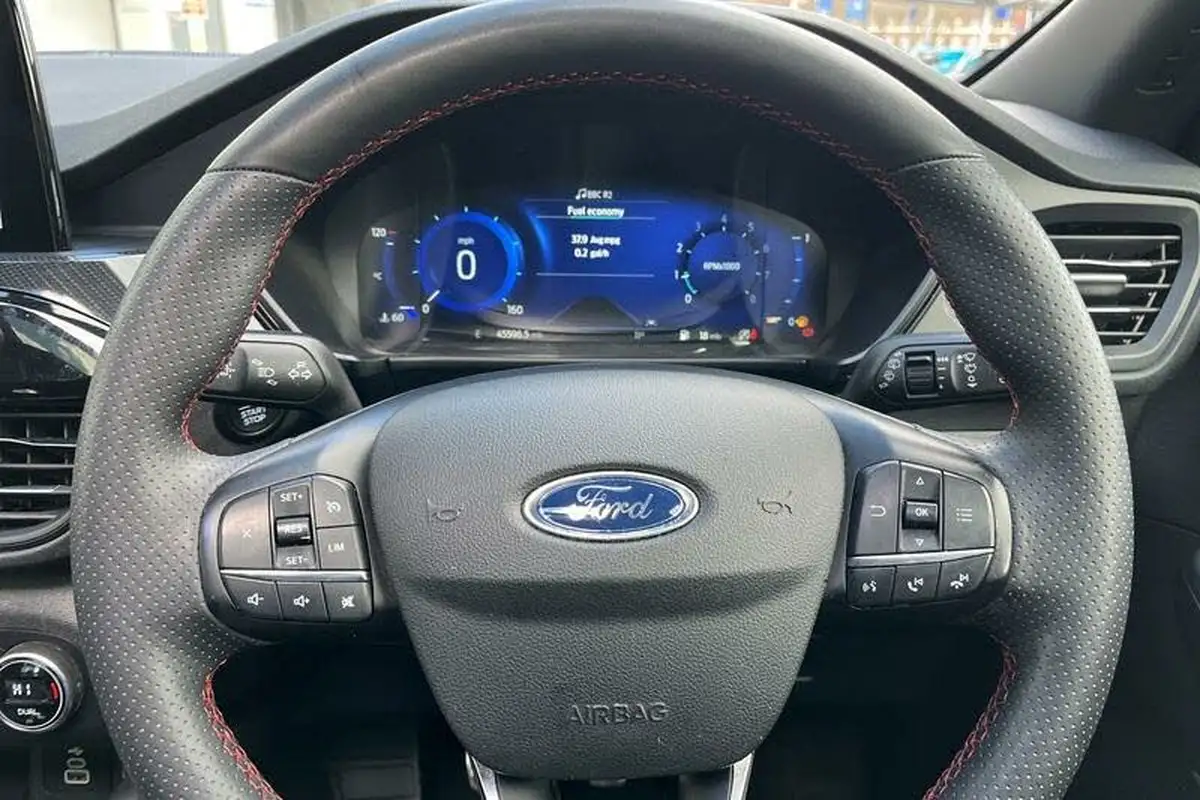 2022-ford-kuga-15t-st-line-x-edition-big-11