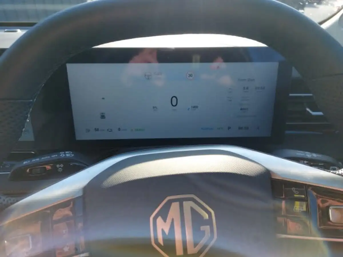 2024-mg-hs-15t-gdi-trophy-273ps-plug-in-hybrid-1496cc-auto-big-15