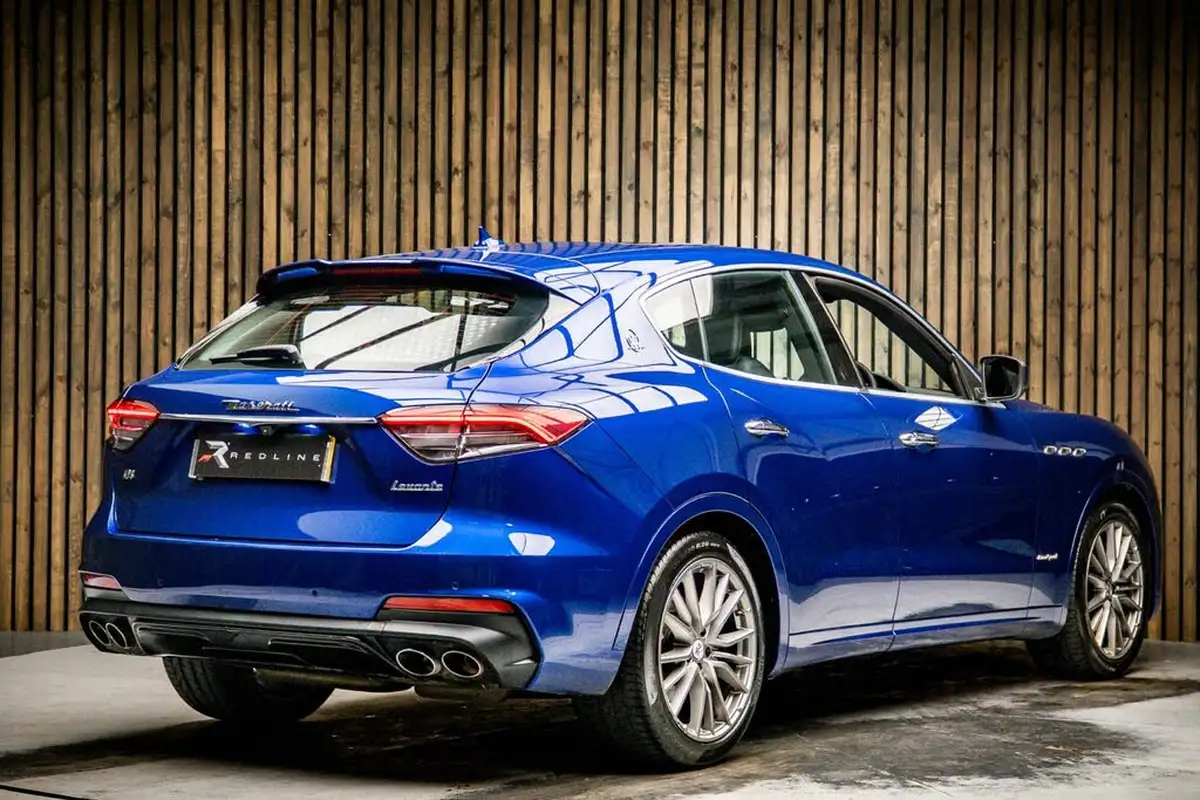 2021-maserati-levante-30-gransport-big-3