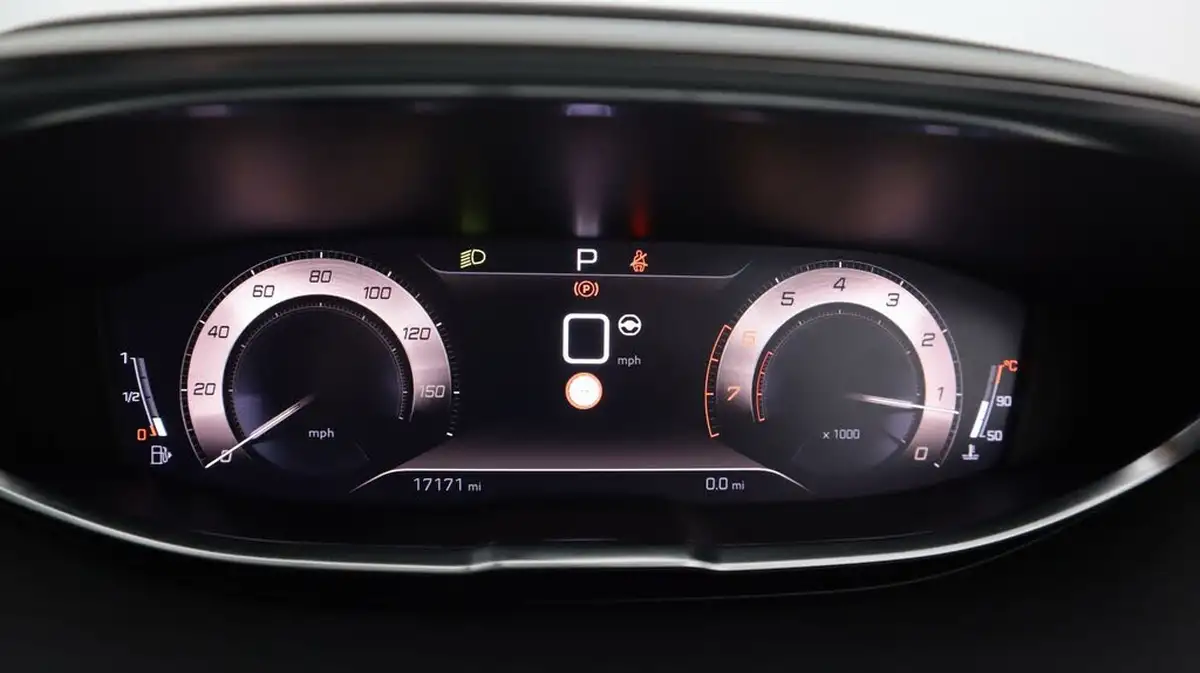 2022-peugeot-3008-suv-12-puretech-gt-premium-big-10
