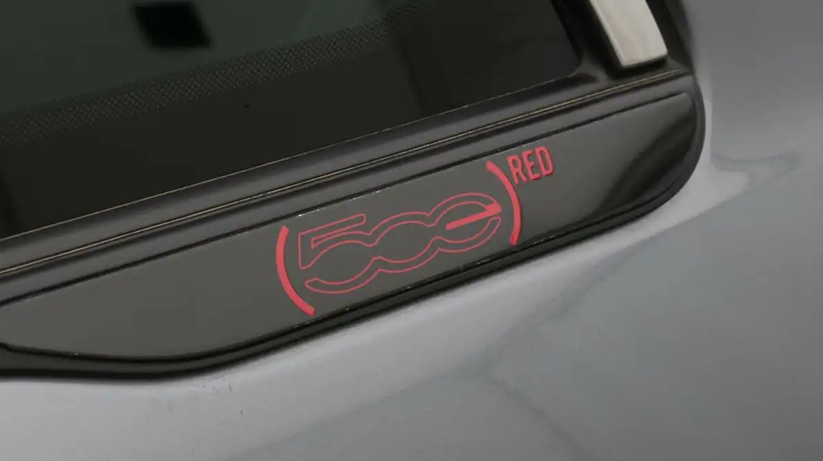 2022-fiat-500-e-red-93bhp-big-20