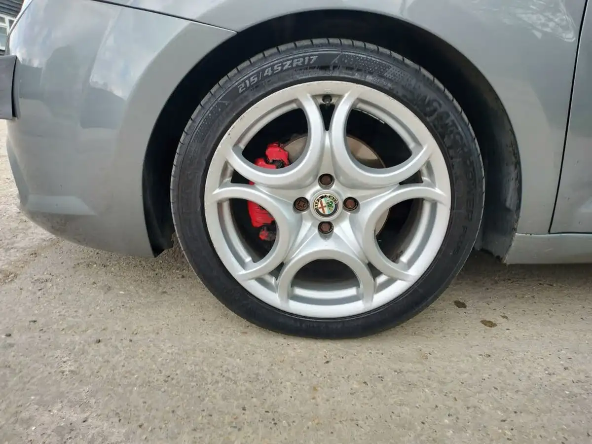 2012-alfa-romeo-mito-16td-veloce-big-38