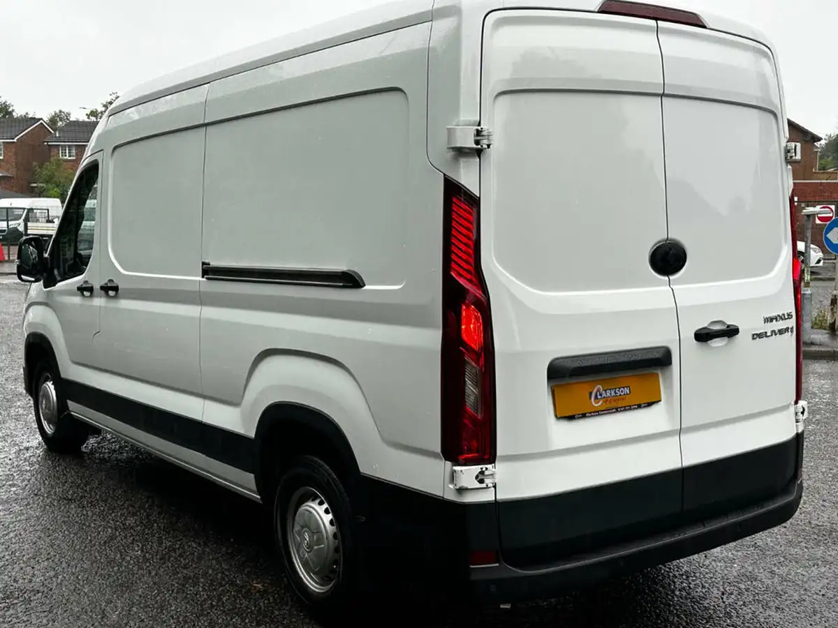 2023-maxus-deliver-9-big-3