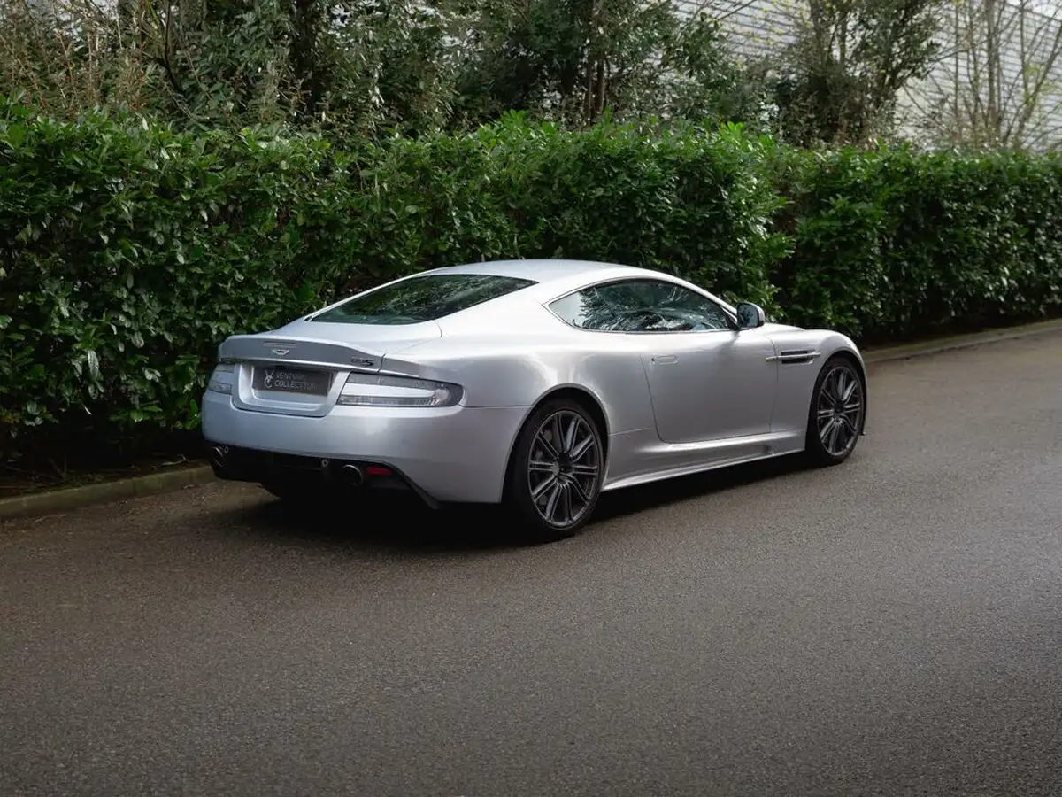 2011-aston-martin-dbs-60-touchtronic-big-5