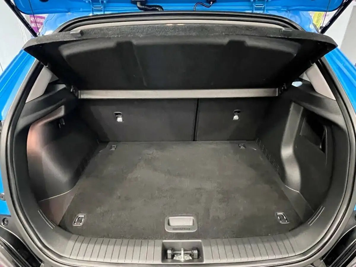 2022-hyundai-kona-16-gdi-se-connect-big-14