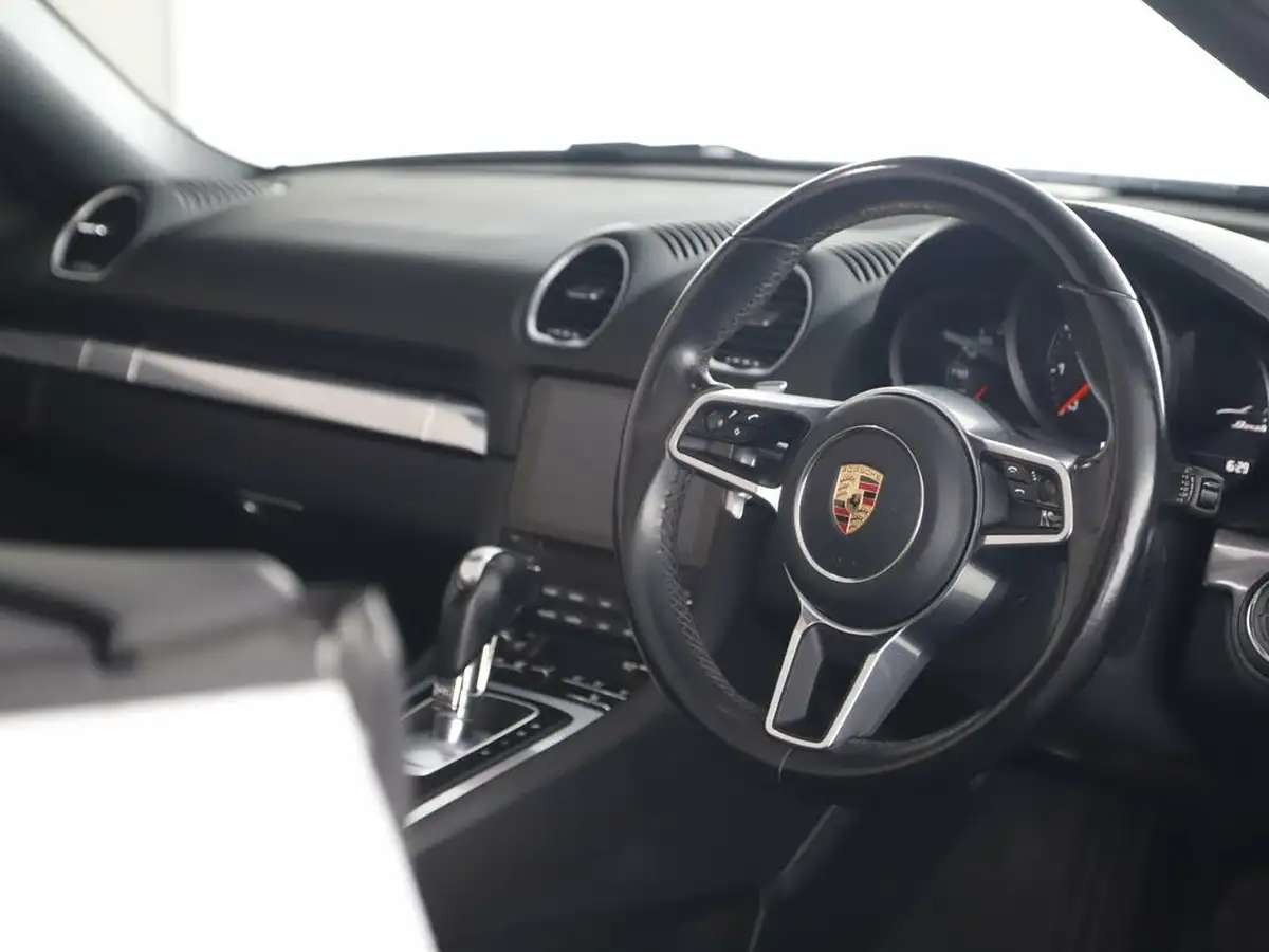 2019-porsche-boxster-718-20-boxster-pdk-big-15