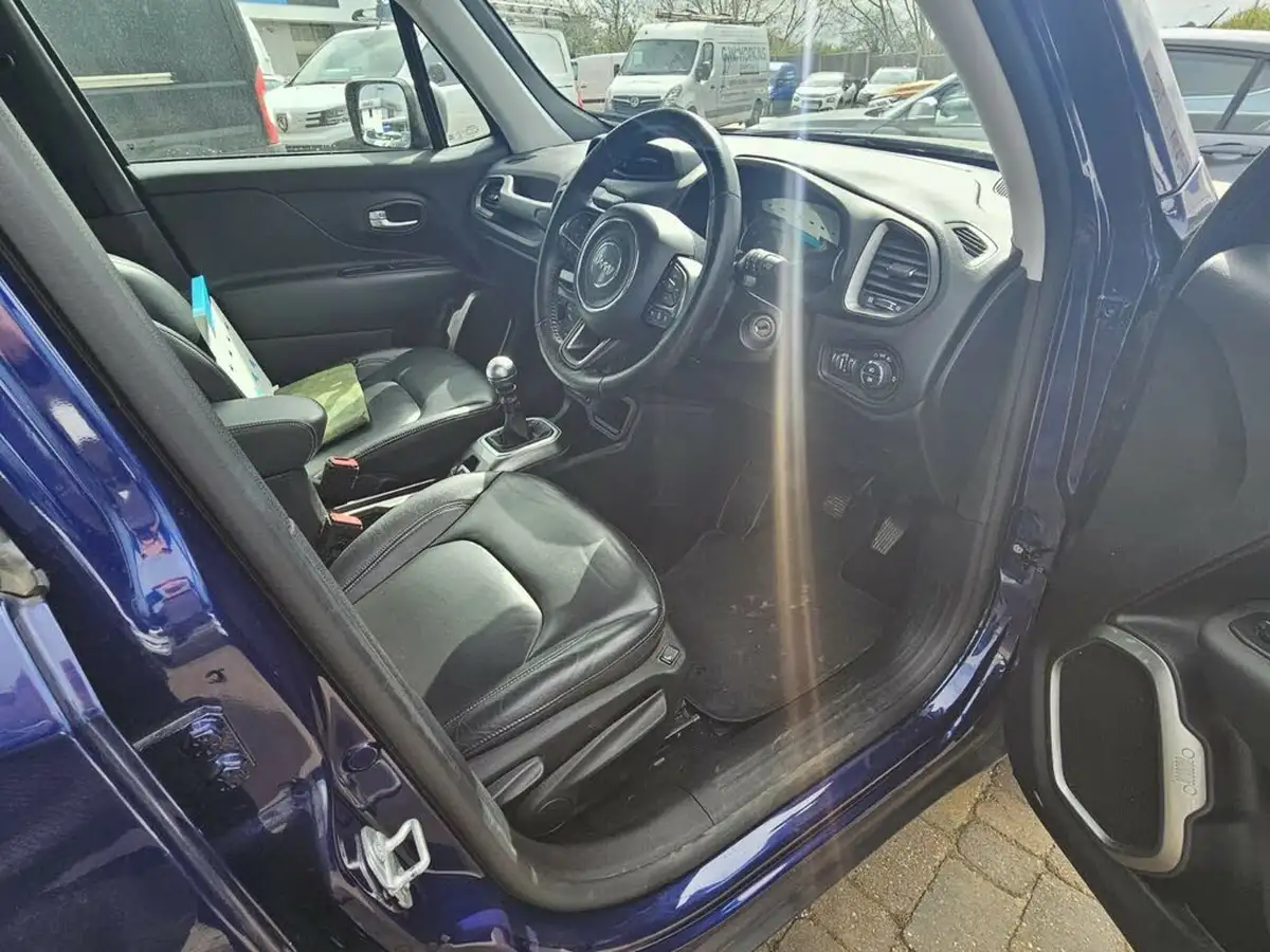 2021-jeep-renegade-10-gse-limited-big-8