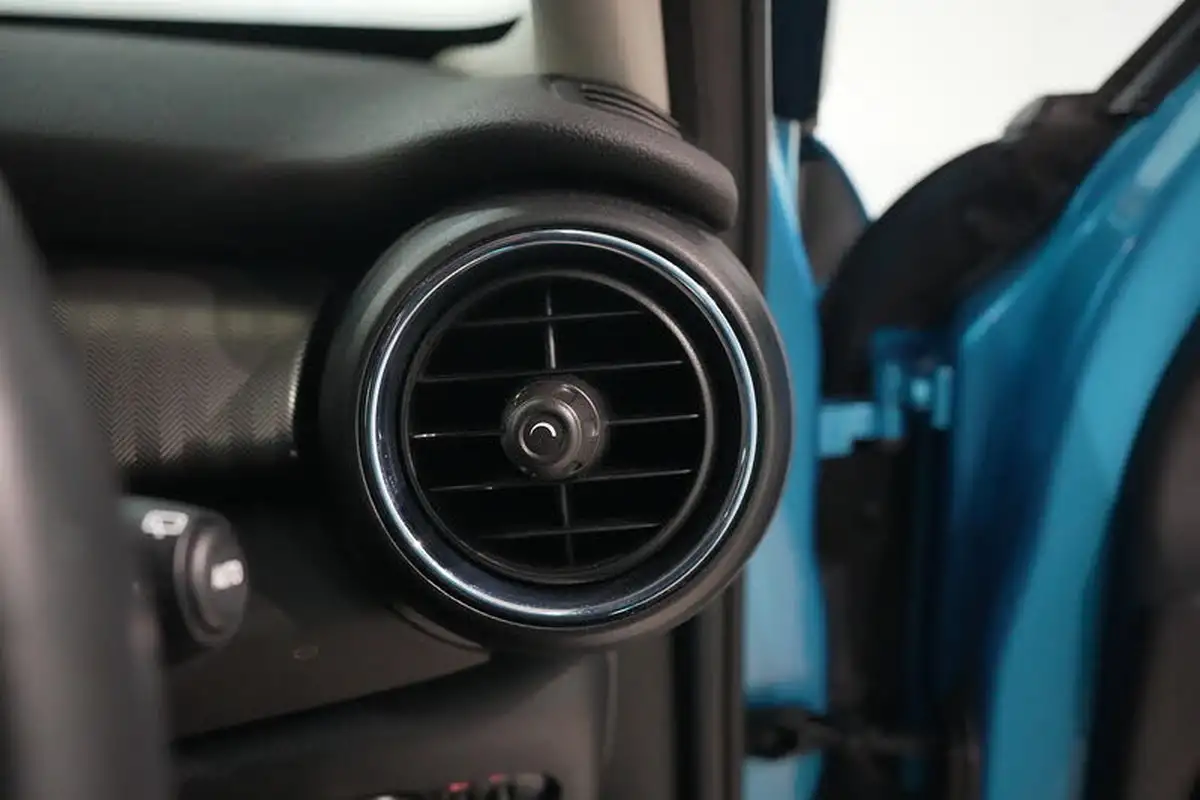 2019-mini-cooper-15-cooper-exclusive-134bhp-hatchback-5d-big-27