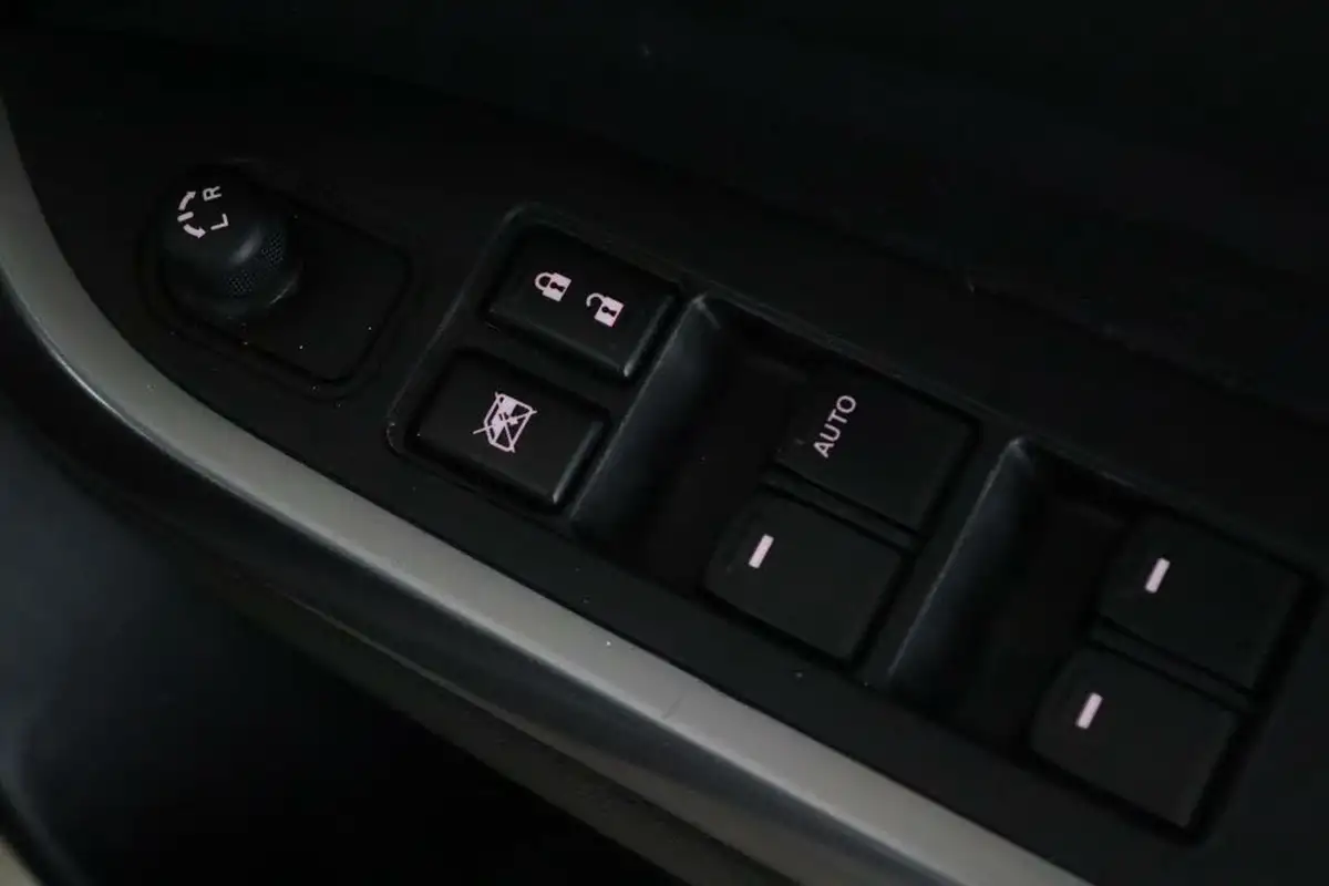 2021-suzuki-vitara-14-boosterjet-sz-t-big-16