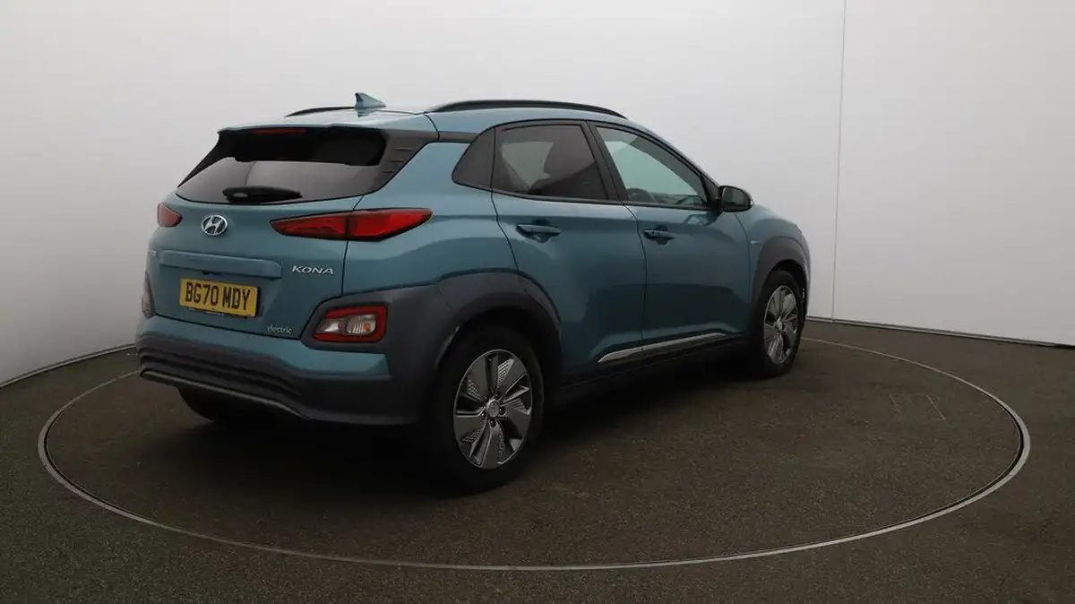 2020-hyundai-kona-e-premium-204ps-big-7