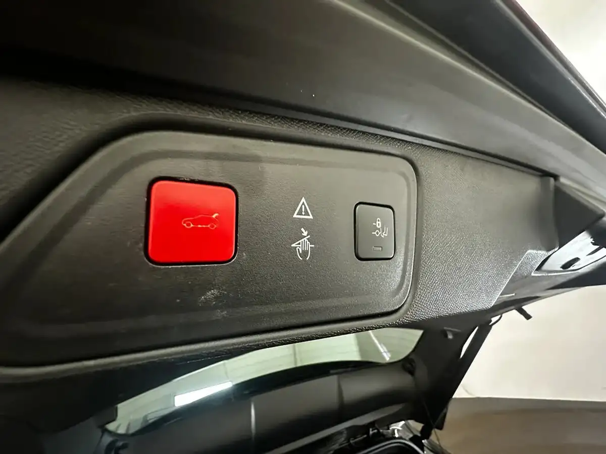 2019-peugeot-3008-suv-15-bluehdi-gt-line-premium-big-21