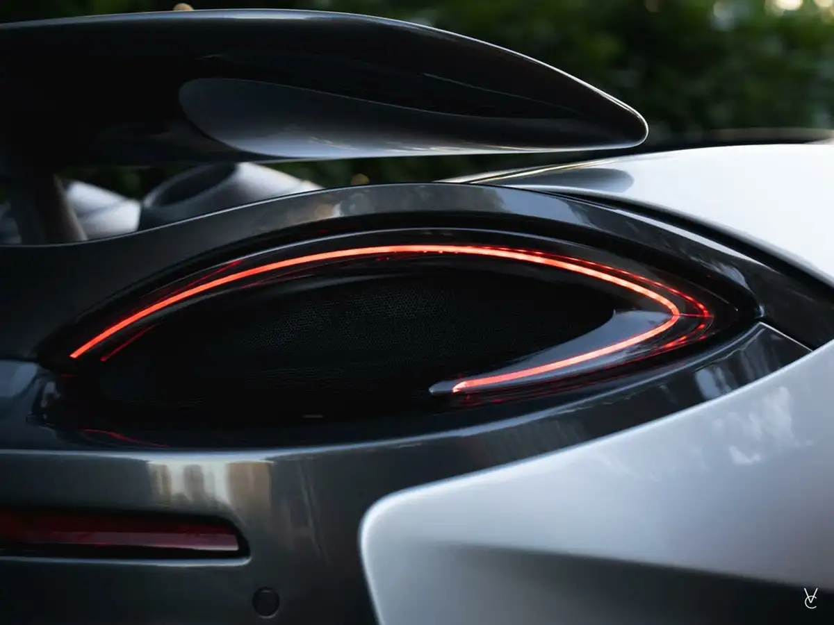 2019-mclaren-600lt-38-big-44