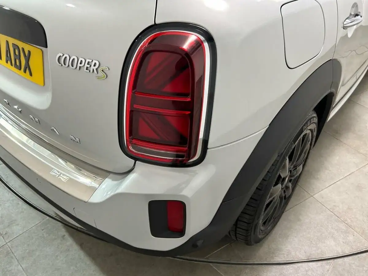 2021-mini-countryman-15-cooper-s-e-phev-classic-big-28