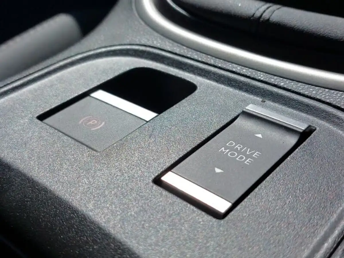 2025-jeep-avenger-12-gse-summit-big-12