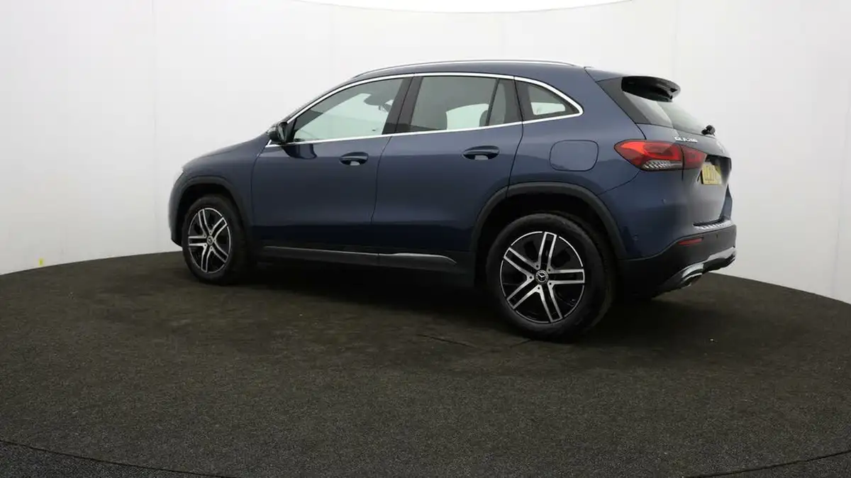 2023-mercedes-benz-gla-class-13-gla-200-sport-executive-station-wagon-big-68