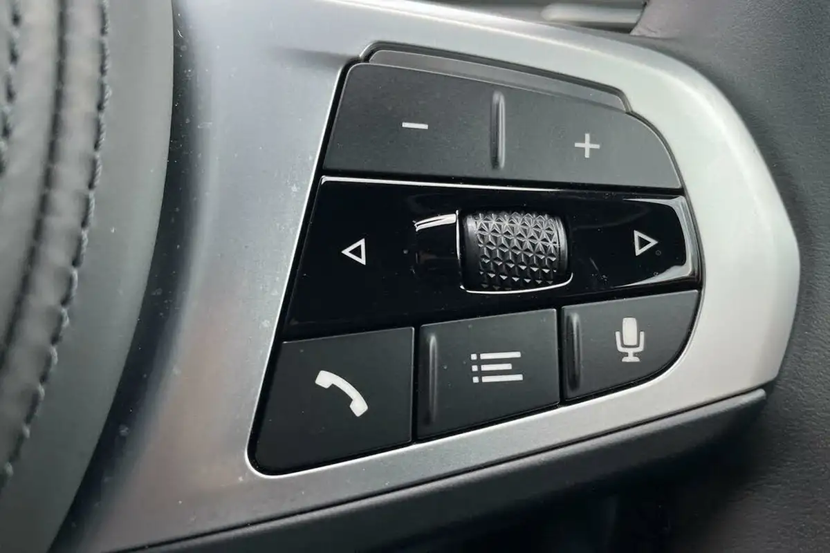 2024-bmw-i4-e-edrive40-m-sport-tech-pack-big-36