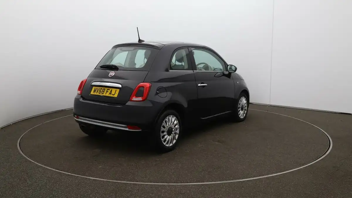 2018-fiat-500-12-lounge-big-7