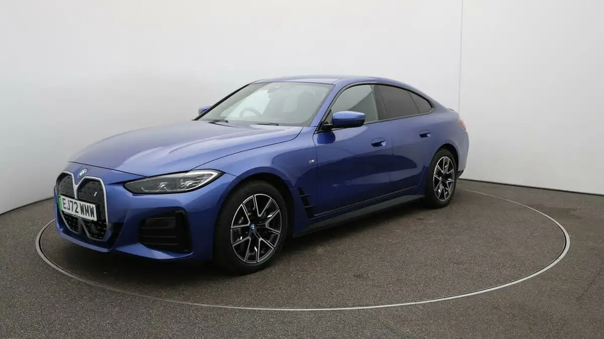 2022-bmw-i4-e-edrive40-m-sport-big-63