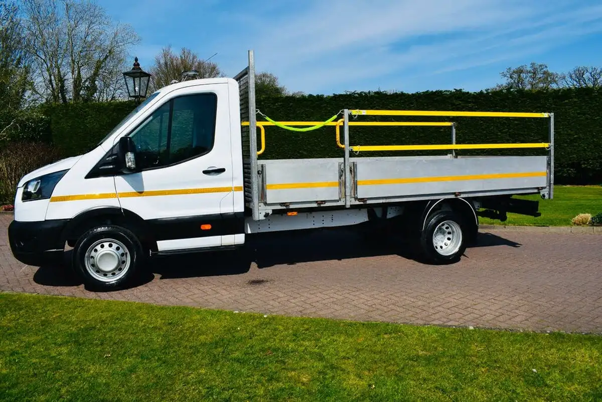 2022-ford-transit-20tdci-350-l2h1-leader-130pseu6dt-fwd-cab-big-2