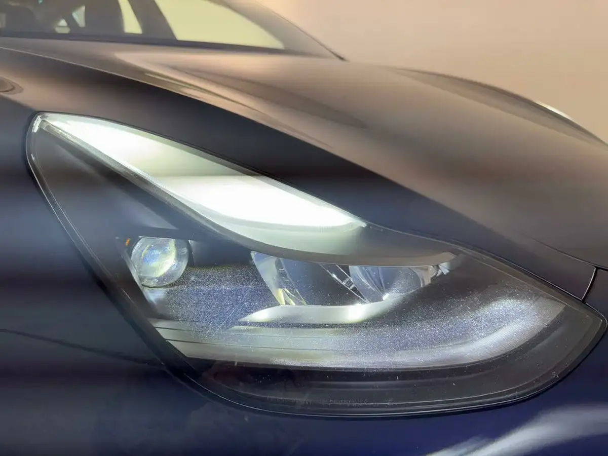 2021-tesla-model-3-e-long-range-4x4-big-24