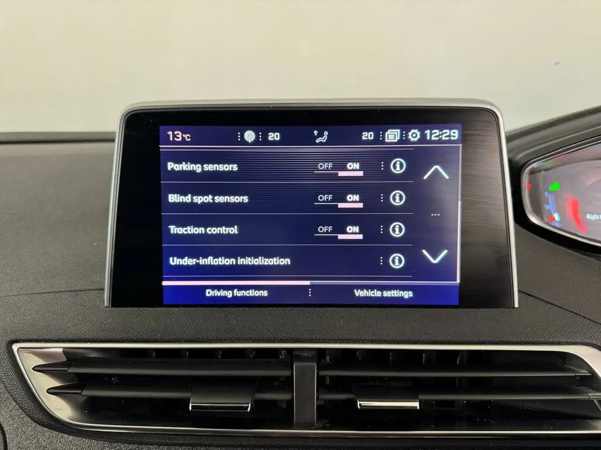 2018-peugeot-3008-suv-16-thp-gt-line-big-45