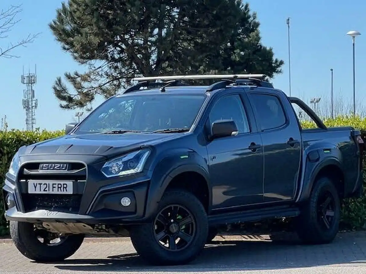 2021-isuzu-d-max-19td-xtr-nav-auto-big-2
