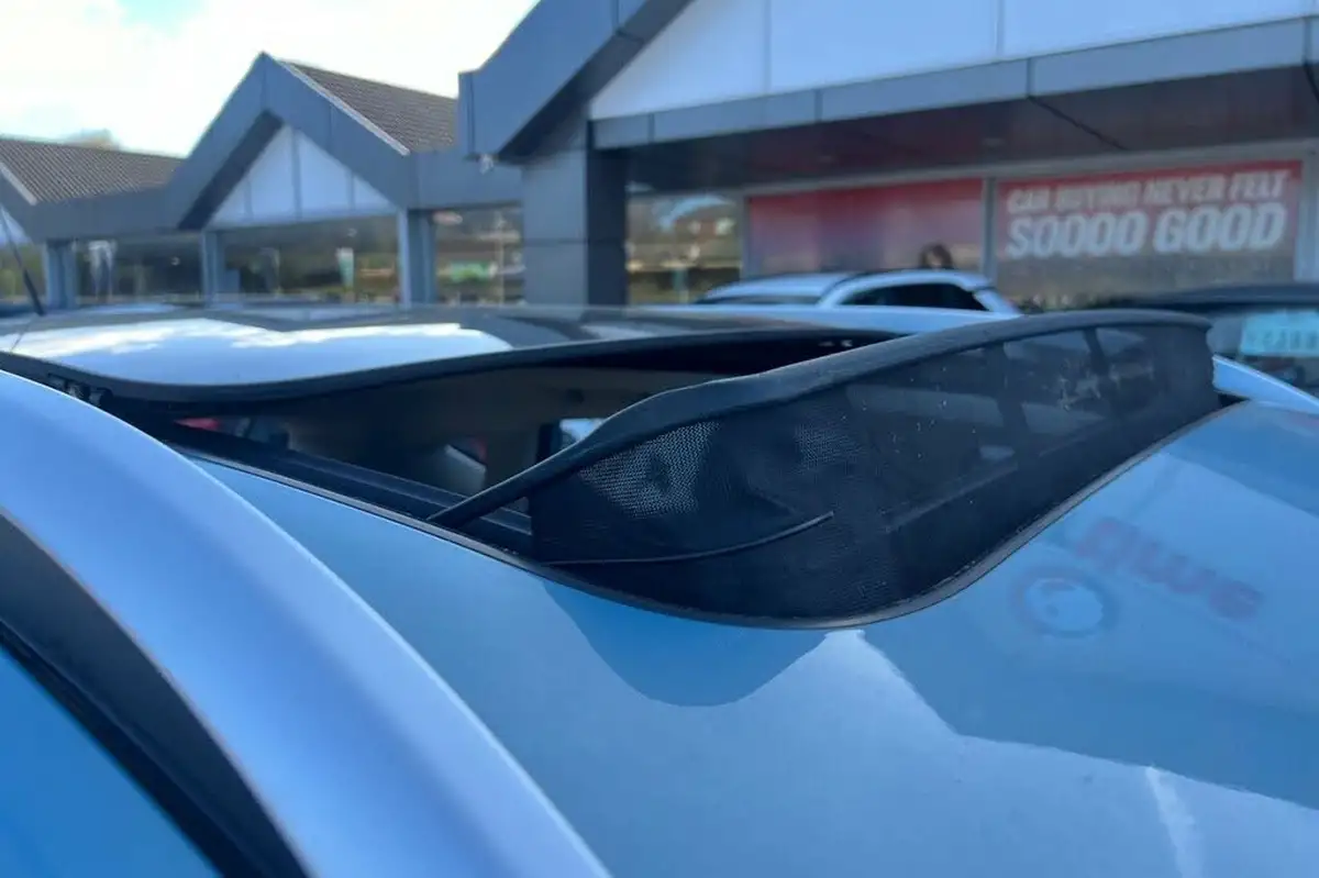2021-mg-zs-suv-e-exclusive-ev-big-30