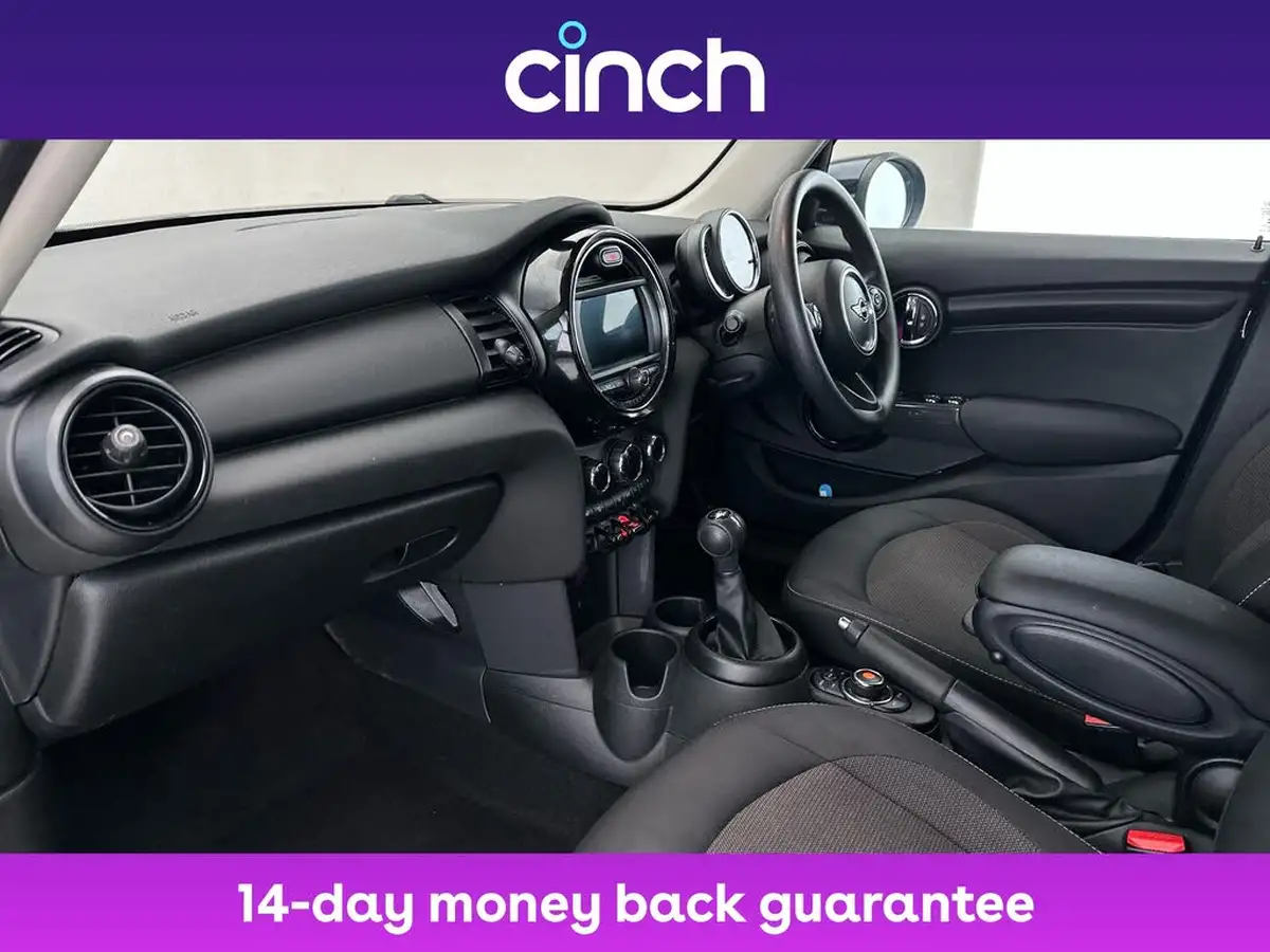 2020-mini-cooper-15-one-classic-comfort-5d-big-9