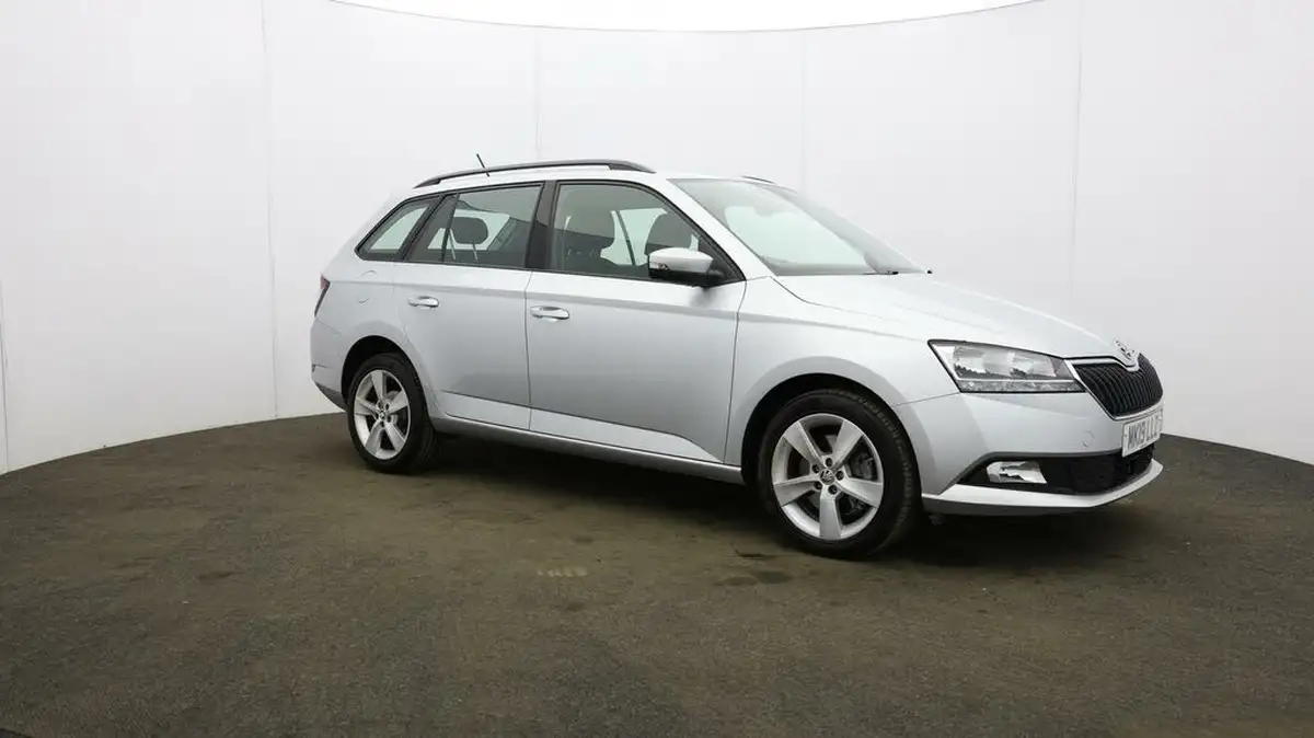 2019-skoda-fabia-10-tsi-se-l-109ps-estate-dsg-big-40