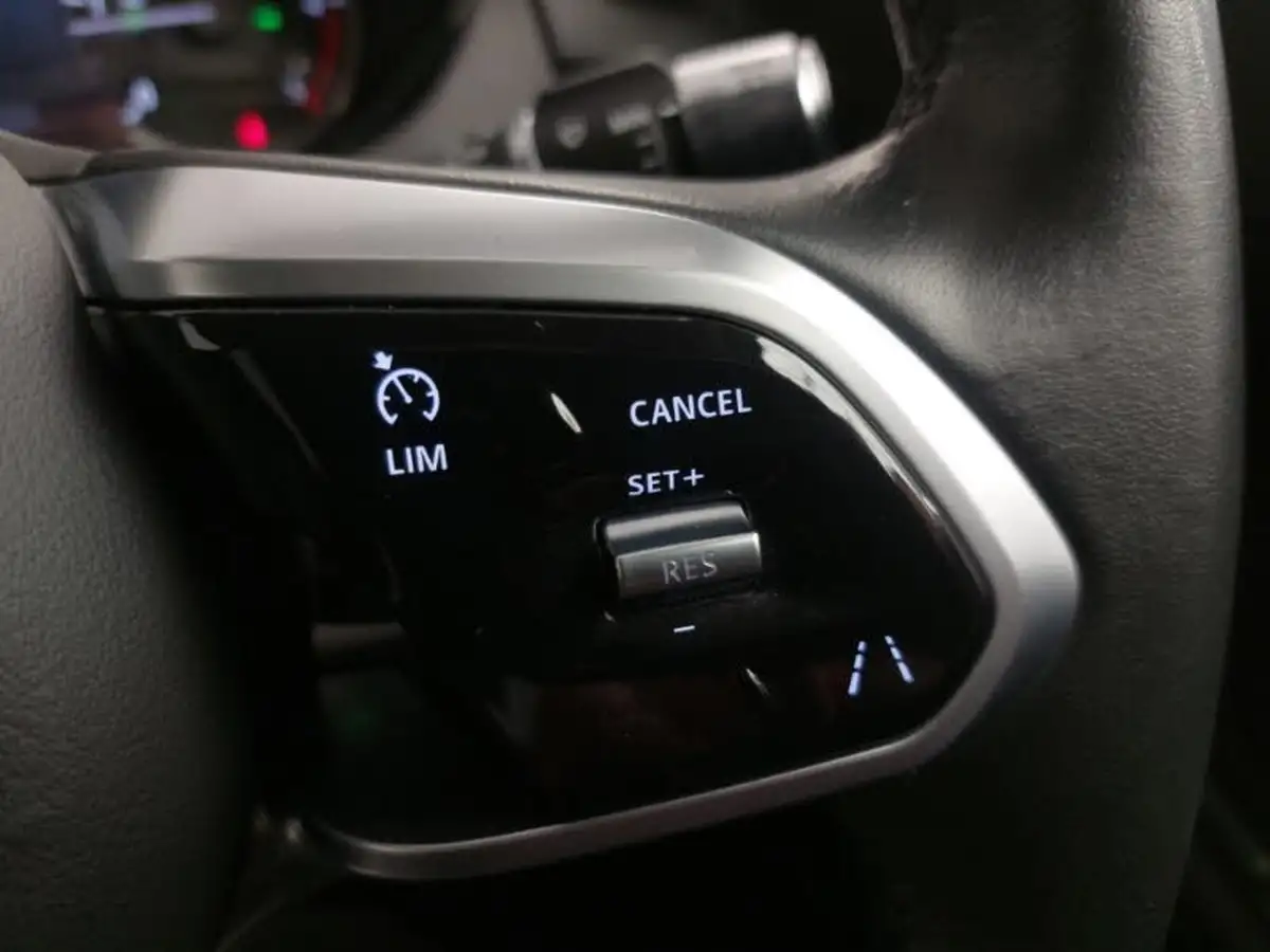 2021-jaguar-e-pace-20-d165-s-big-15