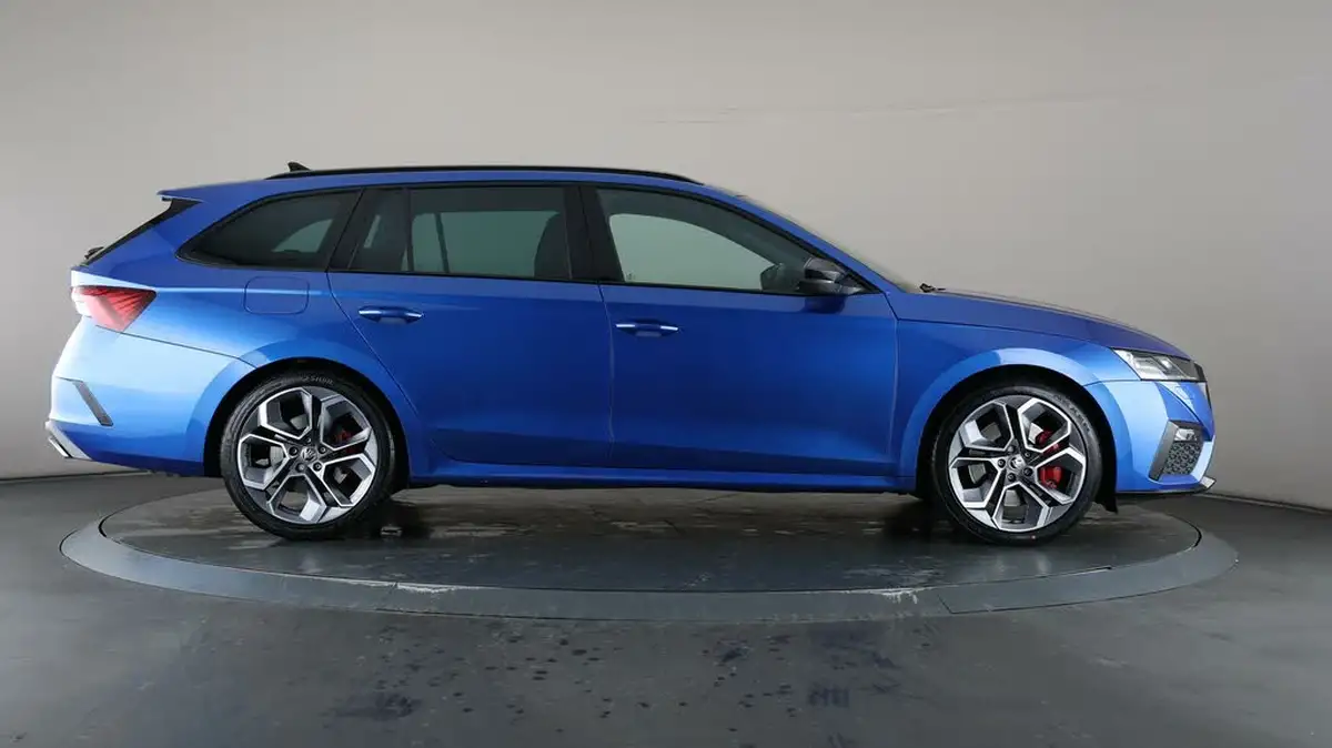 2024-skoda-octavia-20-tsi-vrs-245ps-estate-dsg-big-56