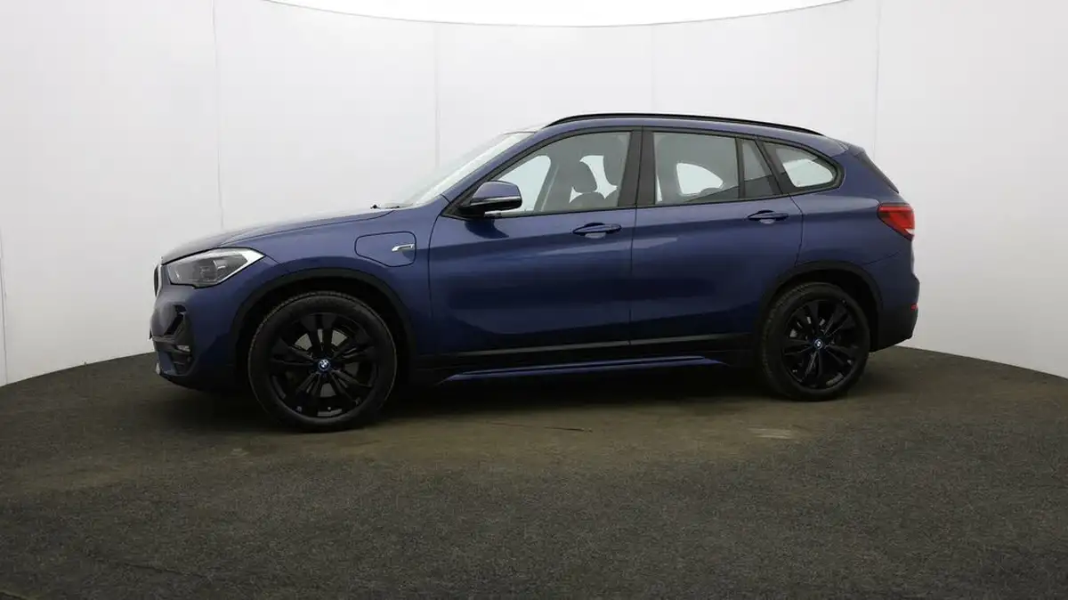 2022-bmw-x1-15-xdrive-25e-phev-sport-big-26