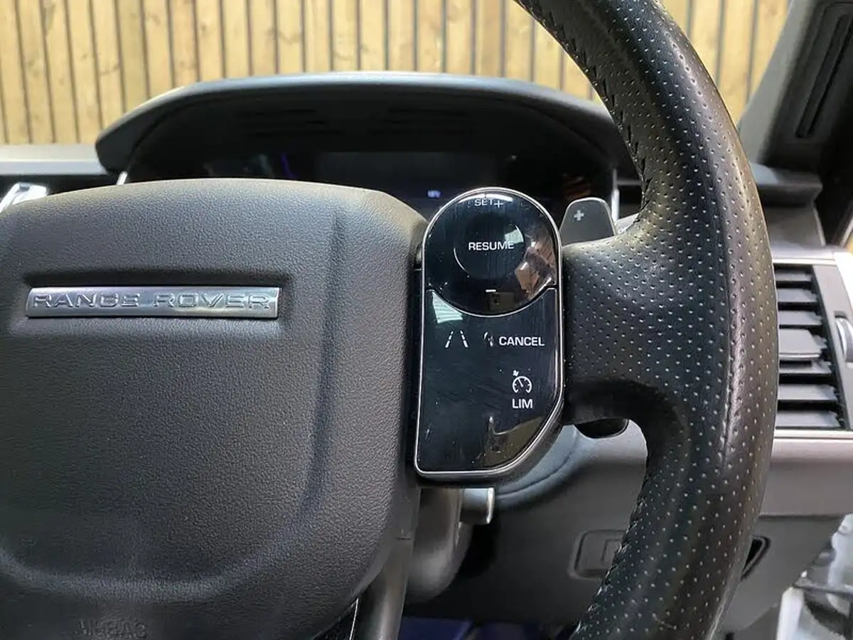 2019-land-rover-range-rover-sport-30-sdv6-hse-big-33