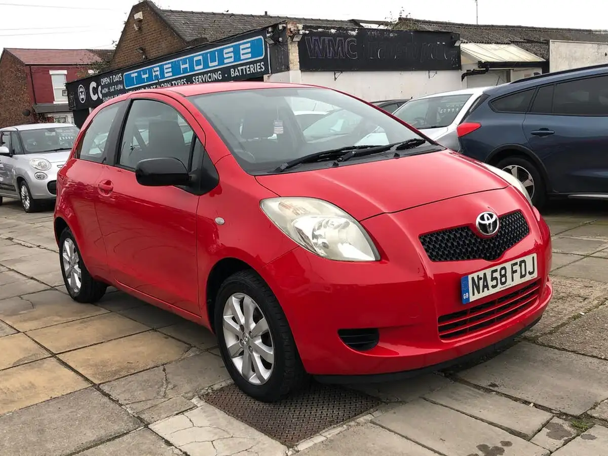 2008-toyota-yaris-10-tr-3d-big-0