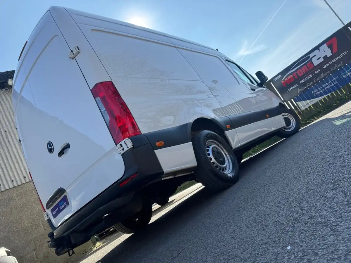 2020-mercedes-benz-sprinter-20cdi-315-l1h1-progressive-big-1