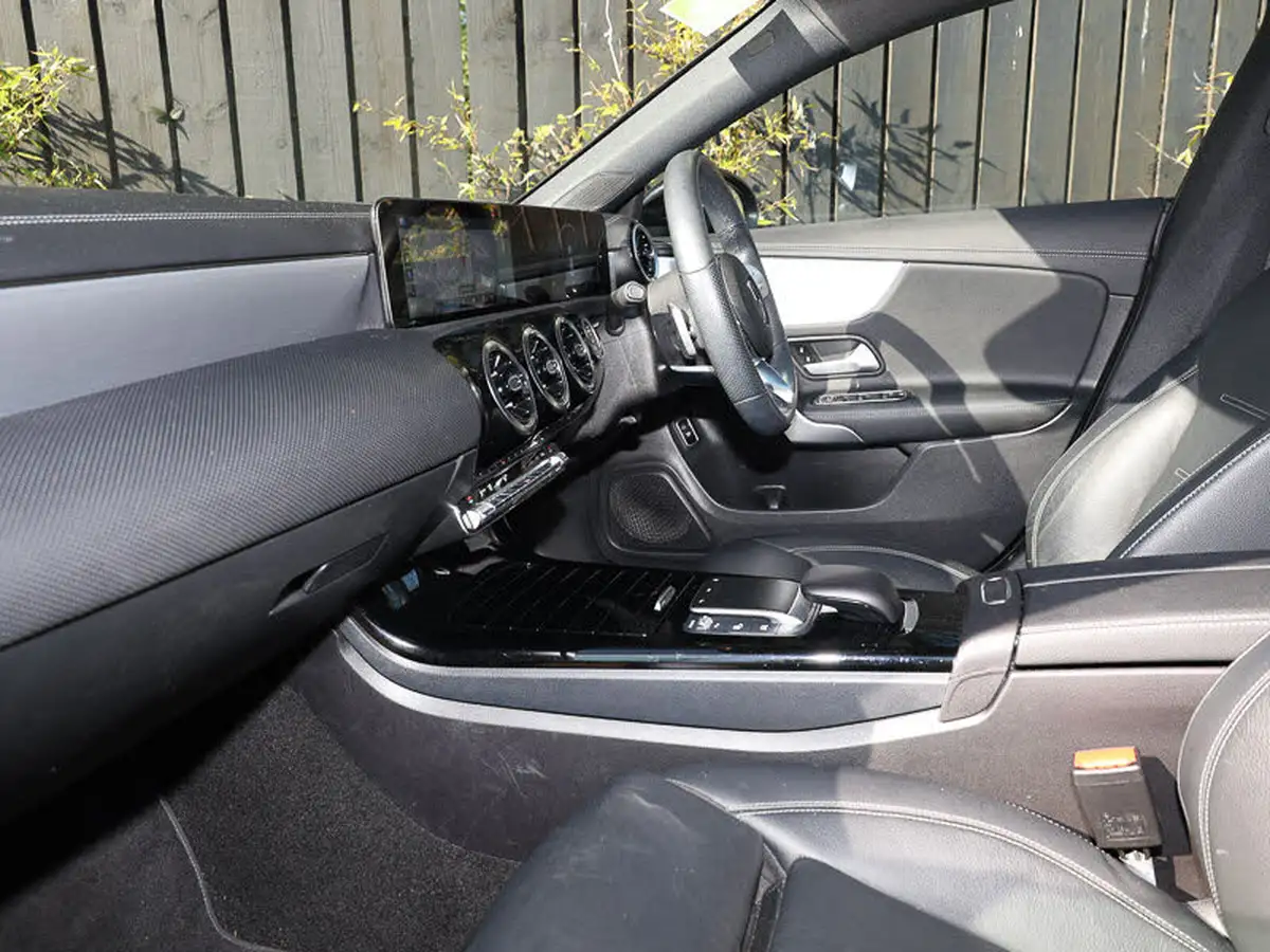 2021-mercedes-benz-cla-13-cla-200-amg-line-coupe-4d-big-2