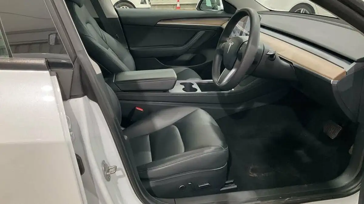 2021-tesla-model-3-e-standard-plus-big-8