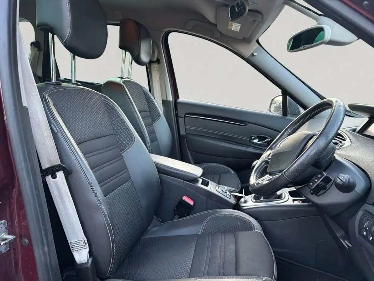 2016-renault-grand-scenic-15dci-dynamique-nav-energy-ss-bose-pack-big-9