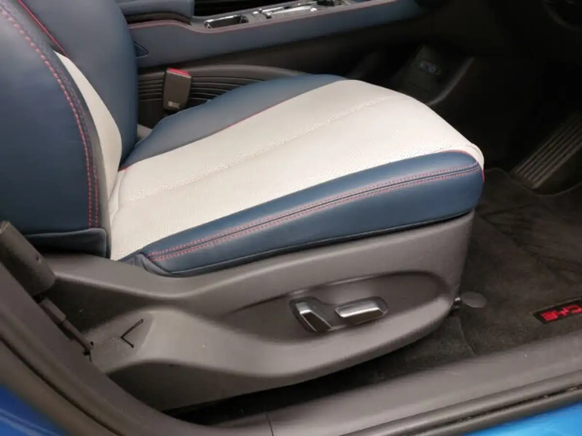 2023-byd-atto-3-e-comfort-big-14